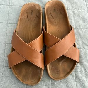 BIRDIES THE ROBIN SANDLE